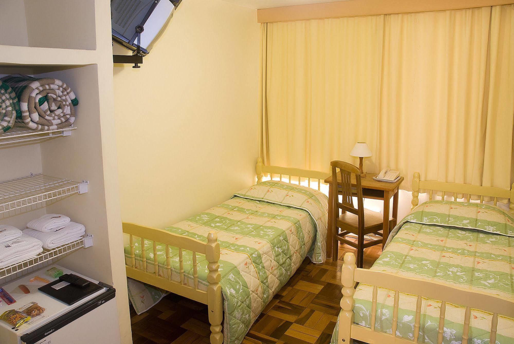 Hotel Lumini Куритиба Екстериор снимка