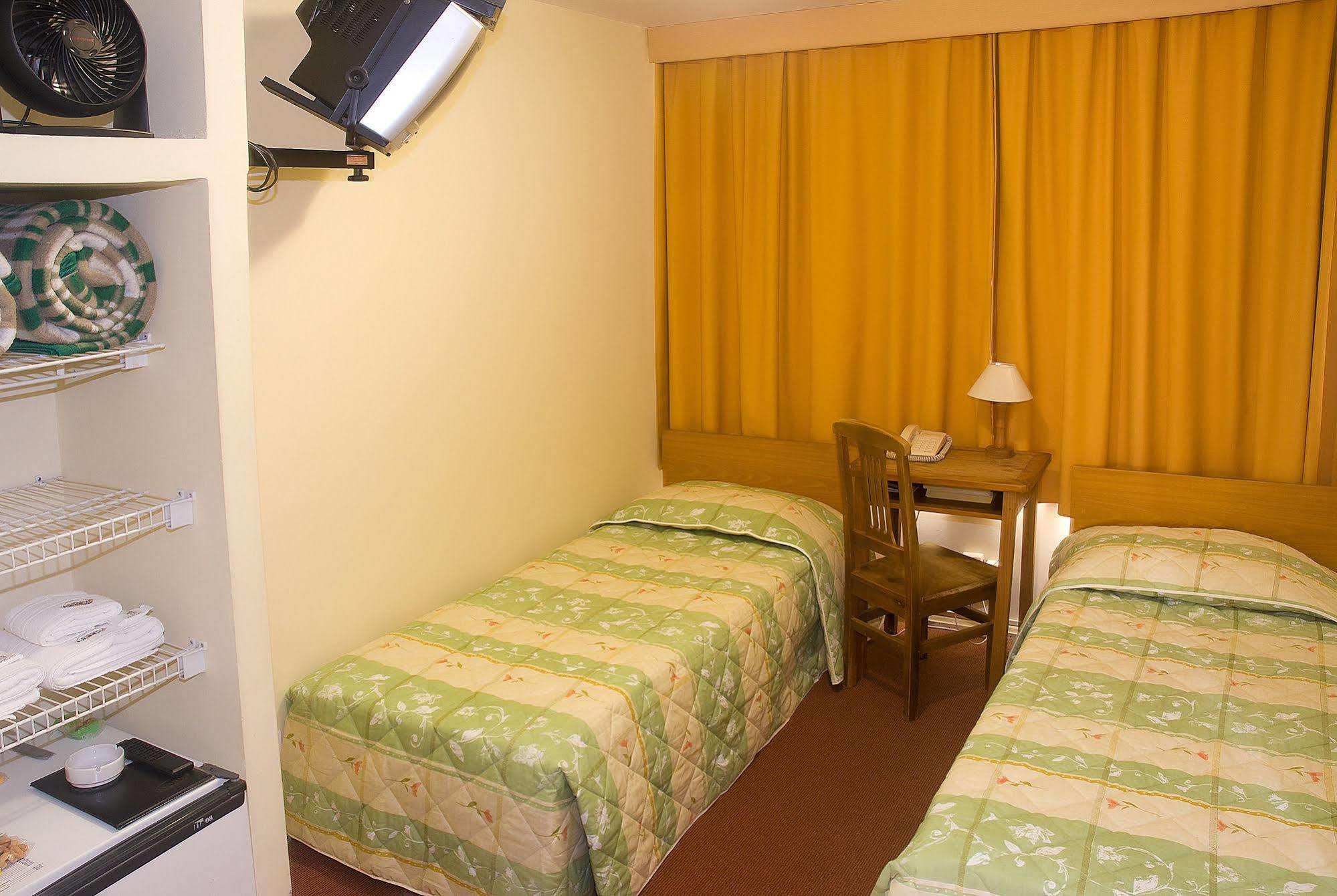 Hotel Lumini Куритиба Екстериор снимка