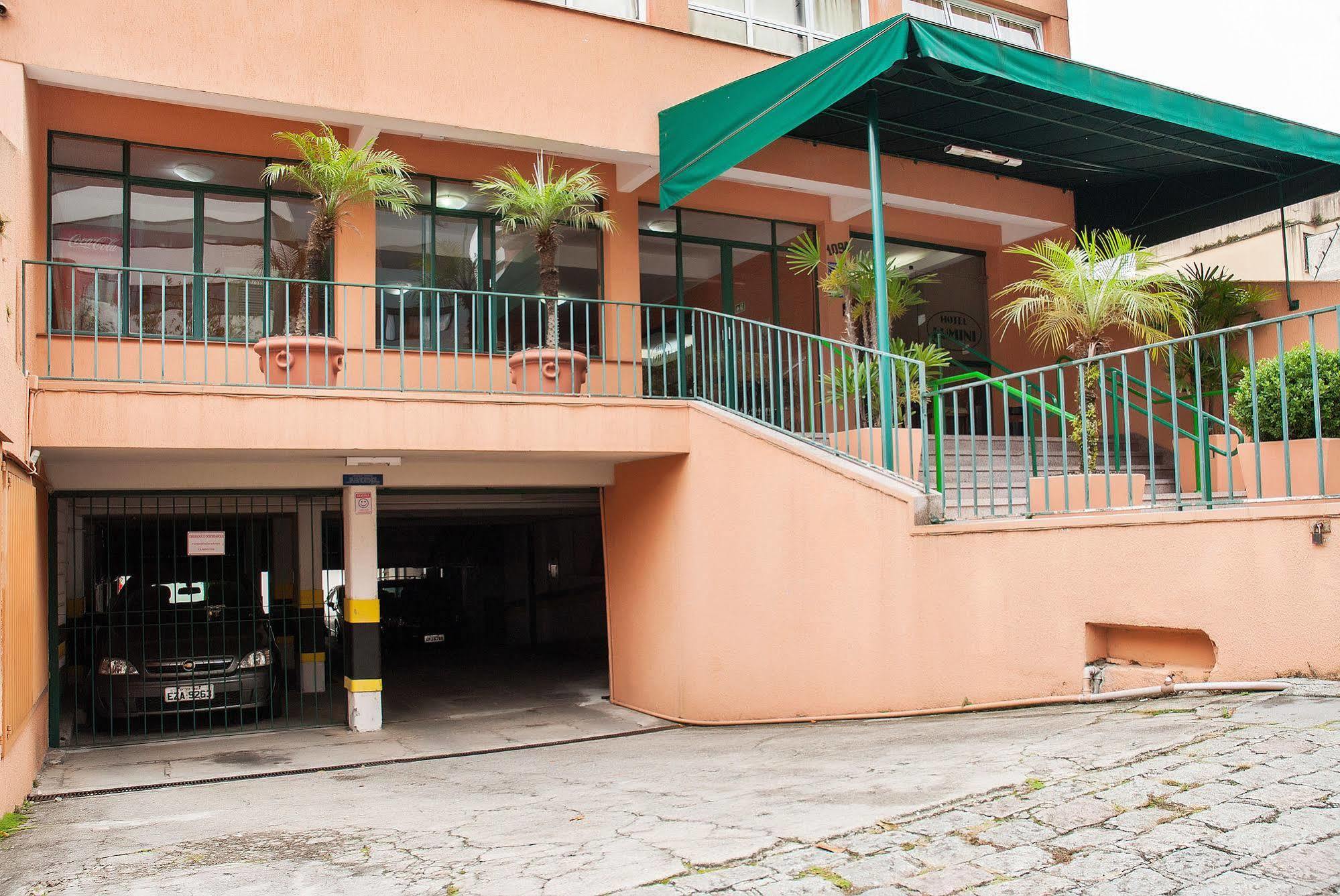 Hotel Lumini Куритиба Екстериор снимка