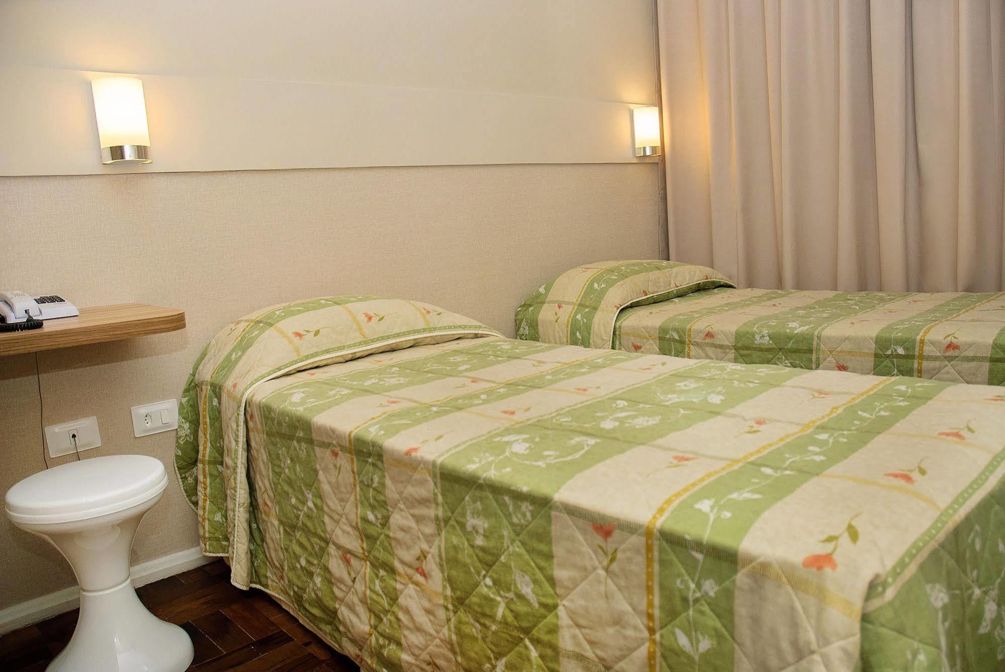 Hotel Lumini Куритиба Екстериор снимка
